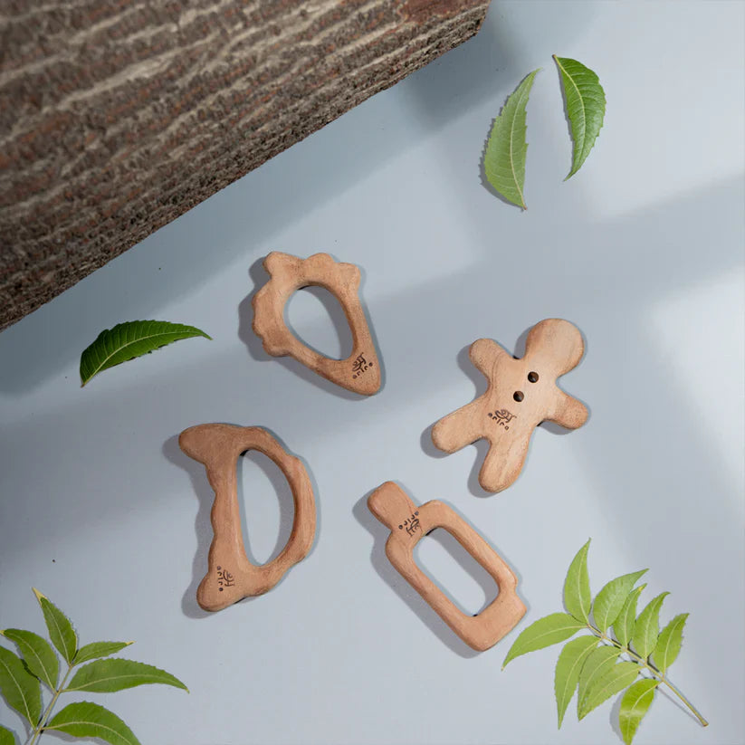 Wooden Teethers - Treats - Ariro Toys